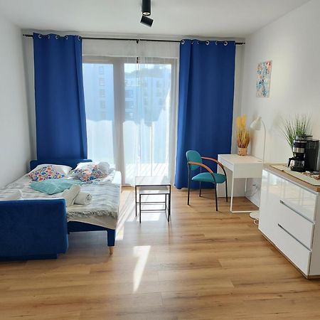 Uroczy Apartament Z Miejscem Na Auto W Garazu Leilighet Warszawa Eksteriør bilde