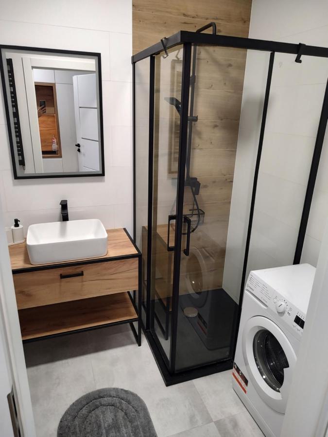 Uroczy Apartament Z Miejscem Na Auto W Garazu Leilighet Warszawa Eksteriør bilde