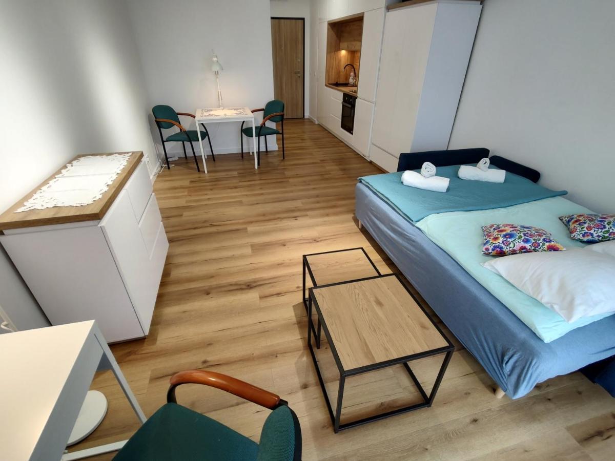 Uroczy Apartament Z Miejscem Na Auto W Garazu Leilighet Warszawa Eksteriør bilde